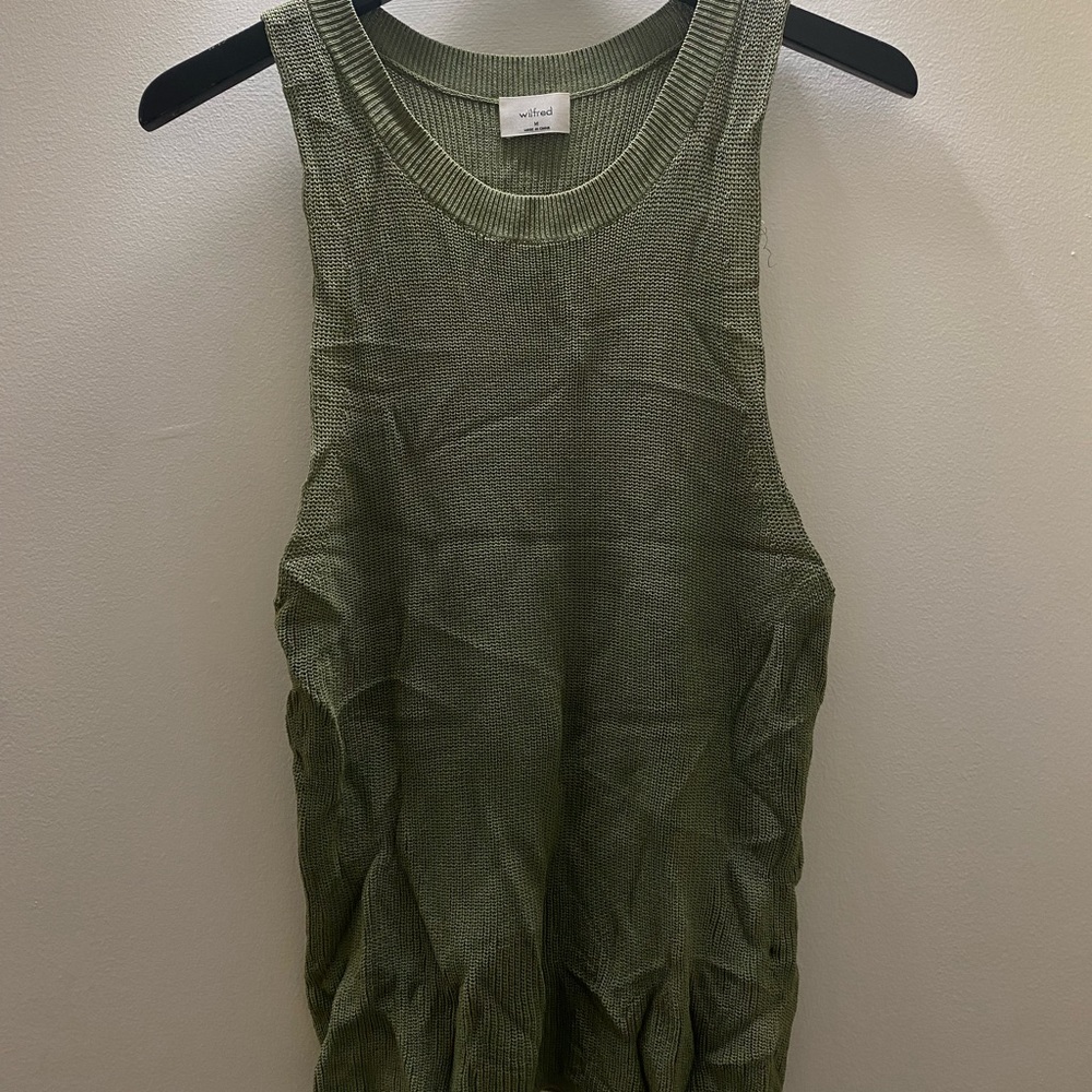 Aritzia Wilson green tank